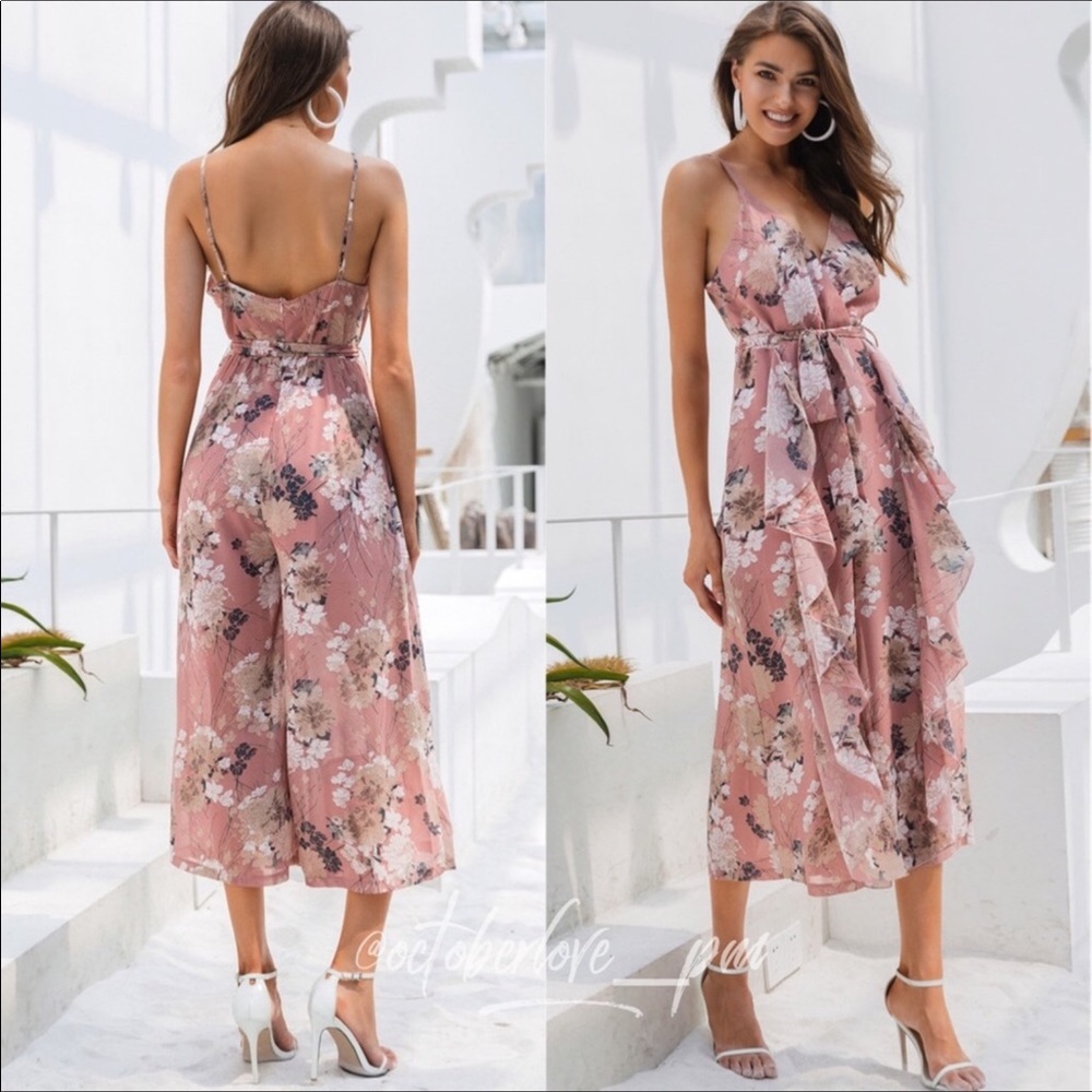 Victoria Individually Style Yourself Chic JumpSuit - Picture 2 of 3